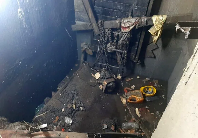 J&K | Six Tourists Injured After Hotel Lift Collapses In Srinagar
